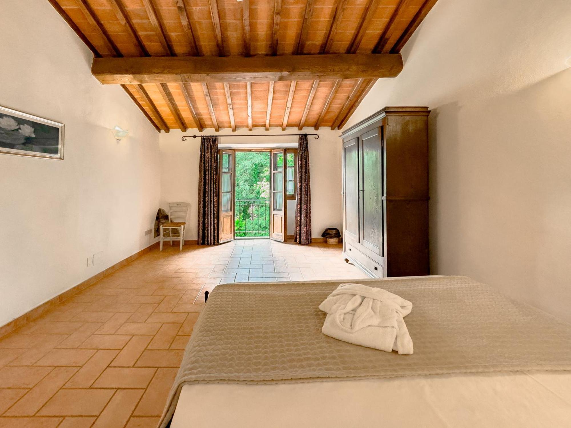 La Ferriera Exclusive Resort - Pool & Waterfall Loro Ciuffenna Esterno foto